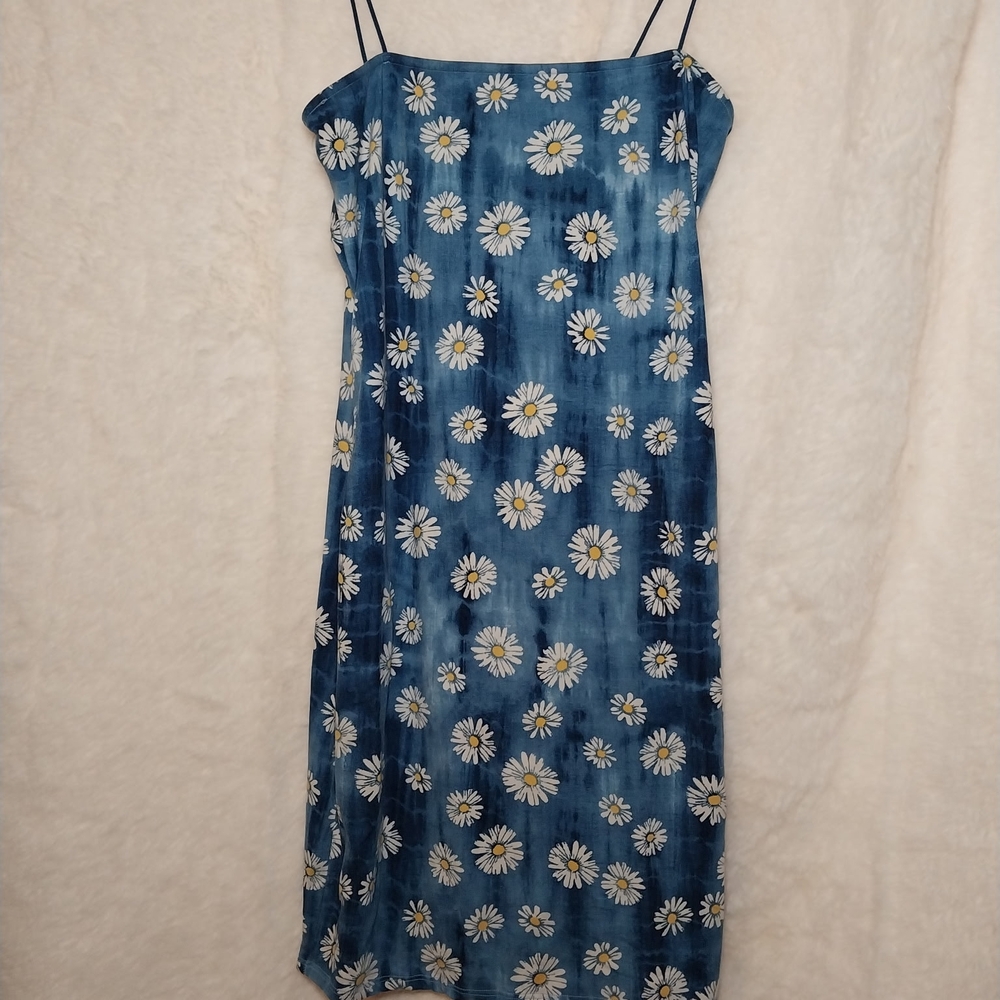 Bear Dance Blue Daisy Midi Dress